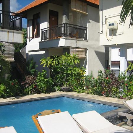 Lucky Paradise Bungalows On The Beach Amed  Bagian luar foto