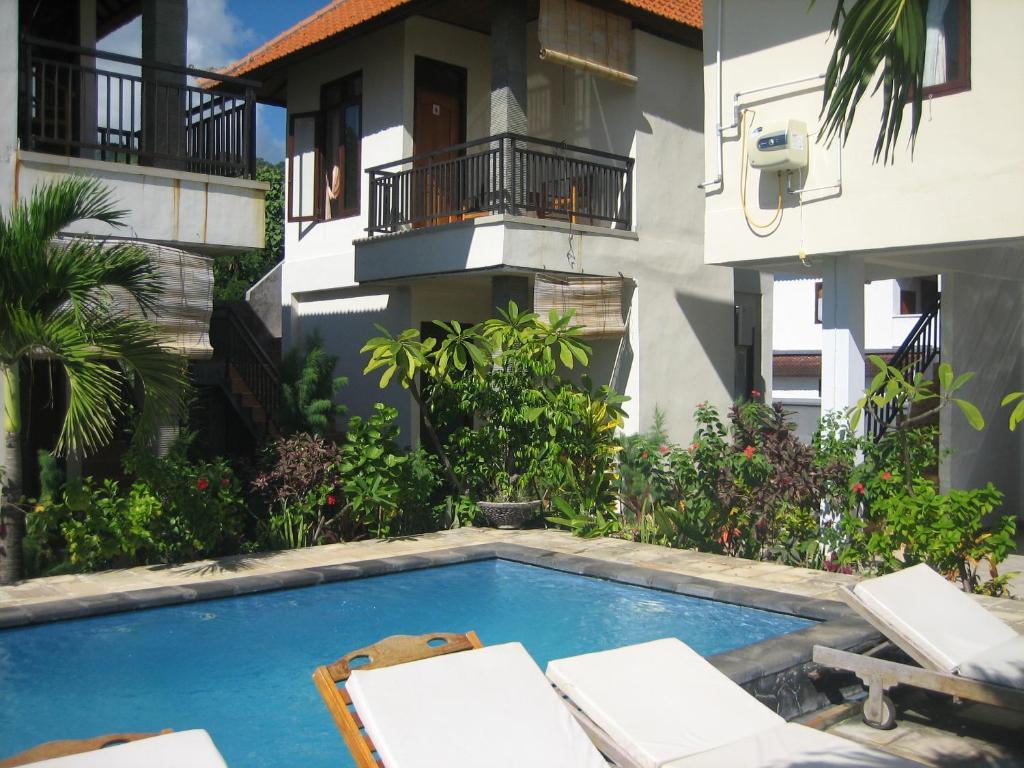 Lucky Paradise Bungalows On The Beach Amed  Bagian luar foto