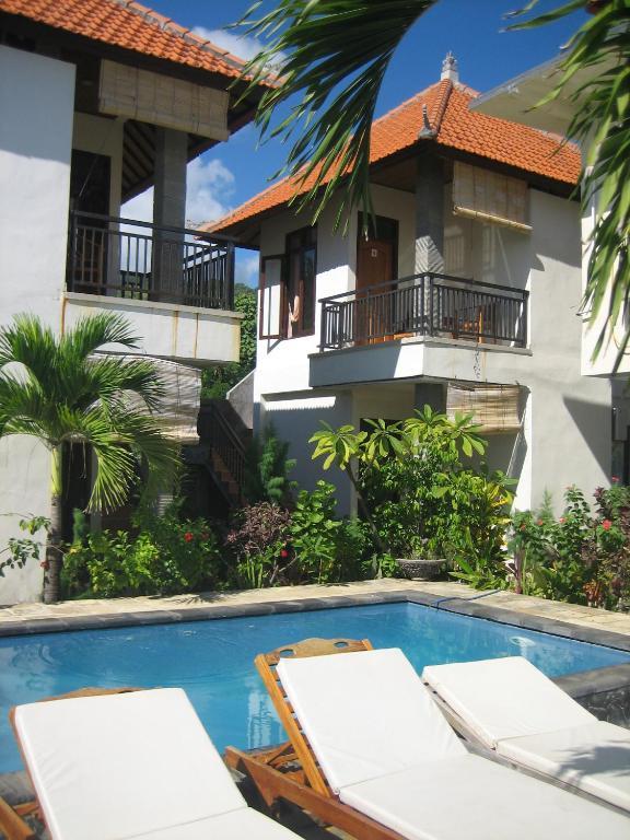 Lucky Paradise Bungalows On The Beach Amed  Bagian luar foto